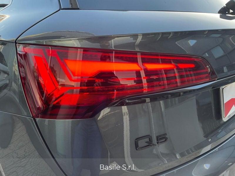 Audi Q5 40 TDI Identity Black quattro S tronic