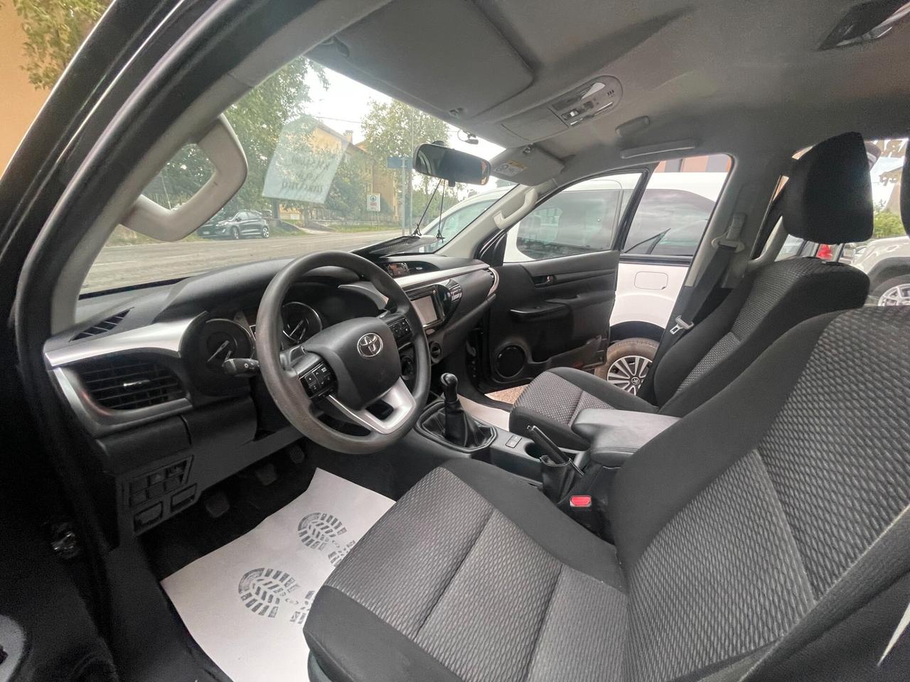 Toyota Hilux 2.4 D-4D 4WD 4 porte Double Cab Comfort