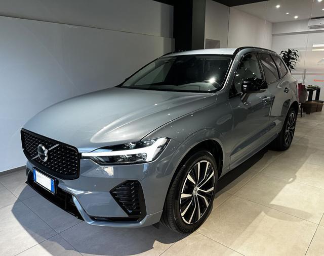 VOLVO XC60 B4 (d) 197cv Plus Dark Geartronic N1 Autocarro