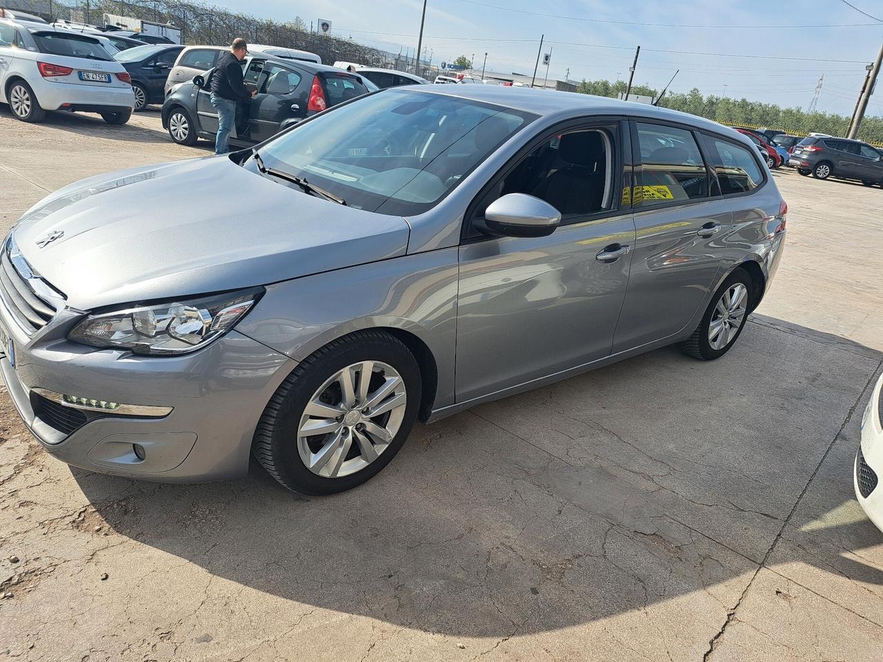 Peugeot 308 1.6 HDI - 2015 SW