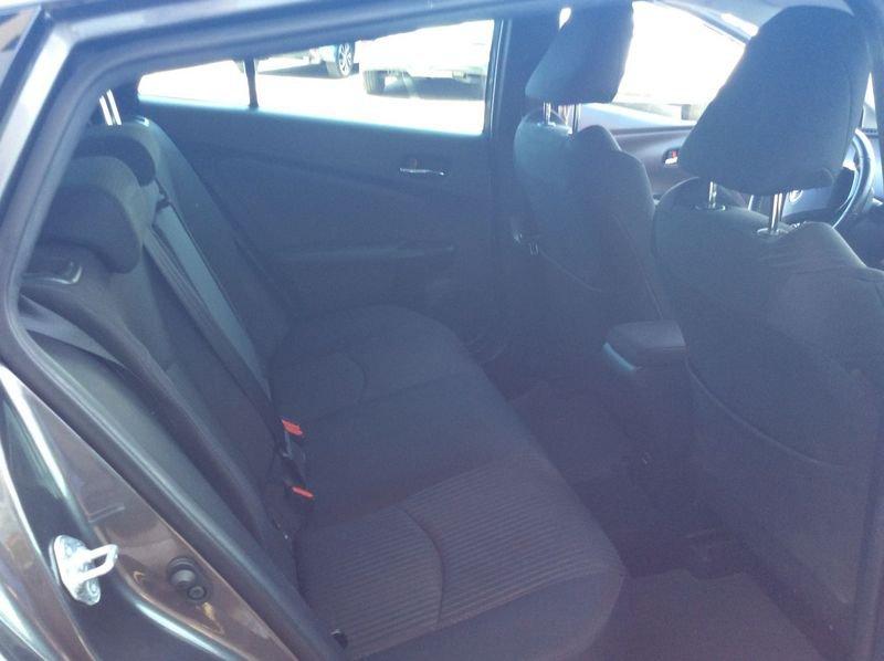 Toyota Prius 1.8 AWD Lounge