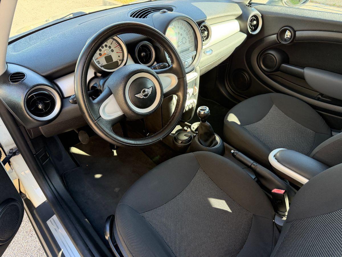 MINI - Mini - 1.4 16V One