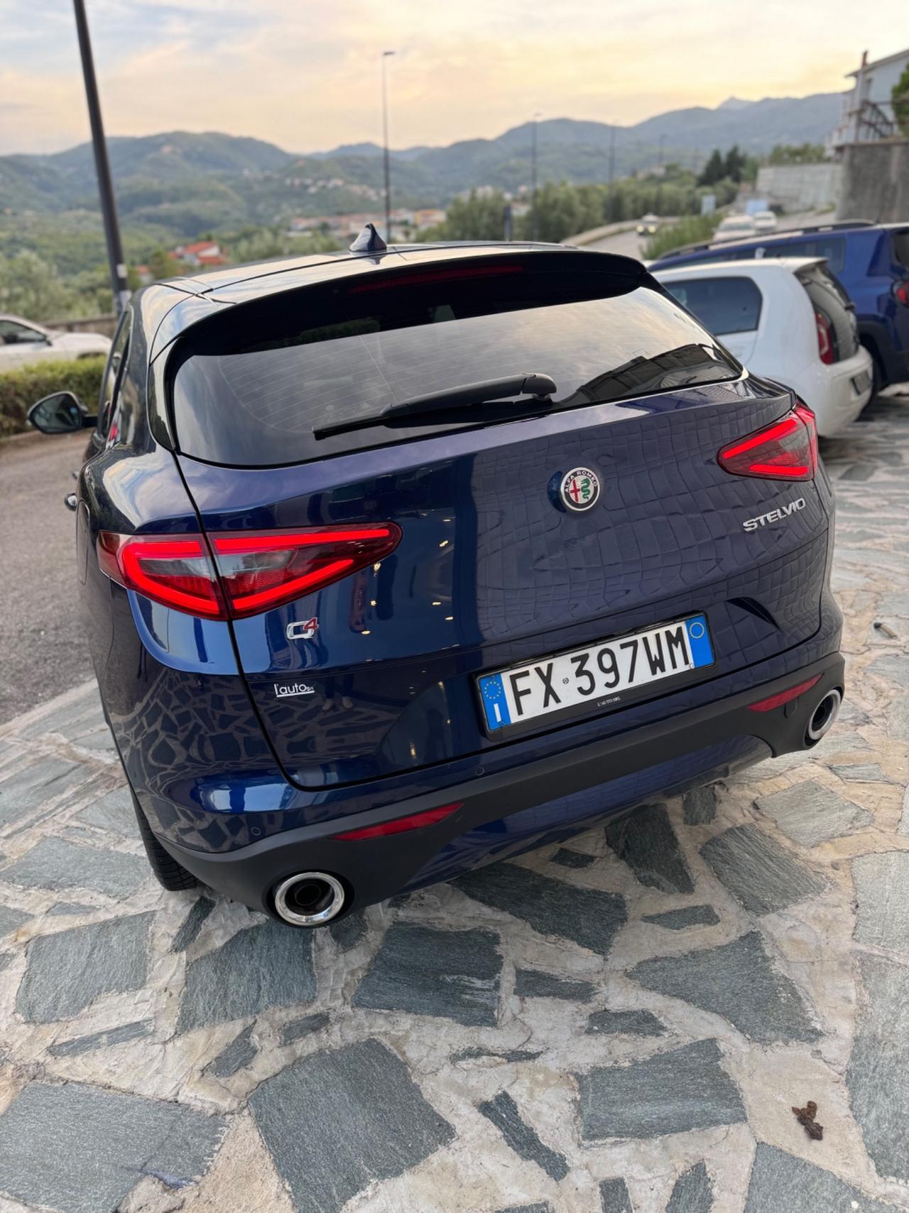 Alfa Romeo Stelvio 2.2 Turbodiesel 190 CV AT8 Q4 Business