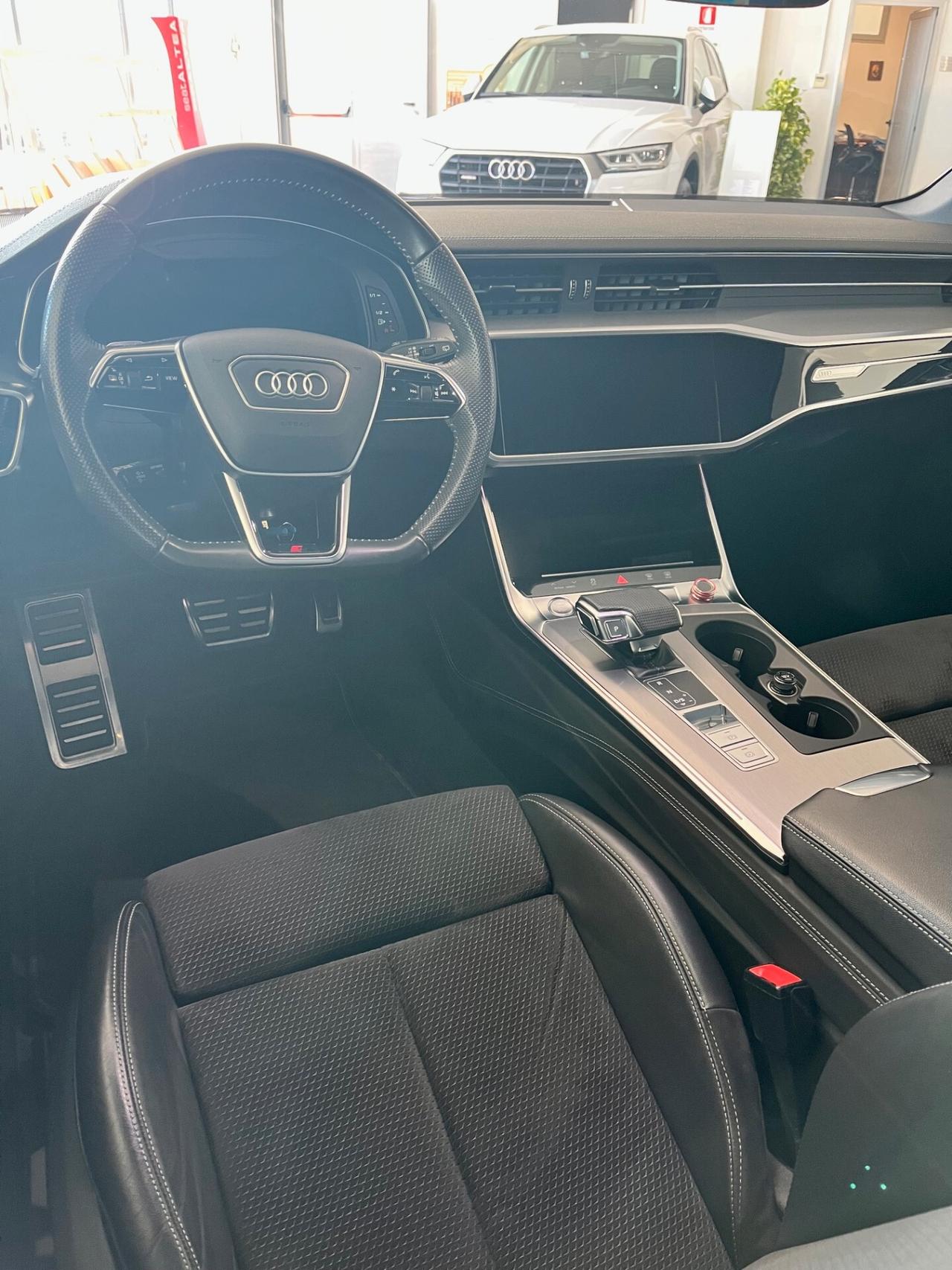 Audi A6 Avant 40 2.0 TDI S tronic Sport S LINE interno e esterno