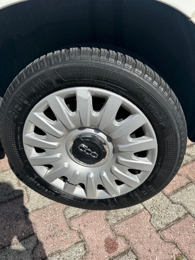 FIAT 500L 0.9 TwinAir Turbo Natural Power Pop