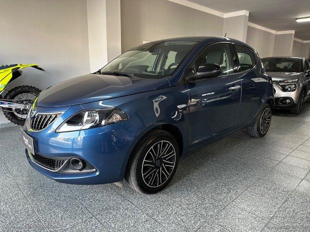 LANCIA Ypsilon 1.0 FireFly 5p. S&S Hybrid Oro