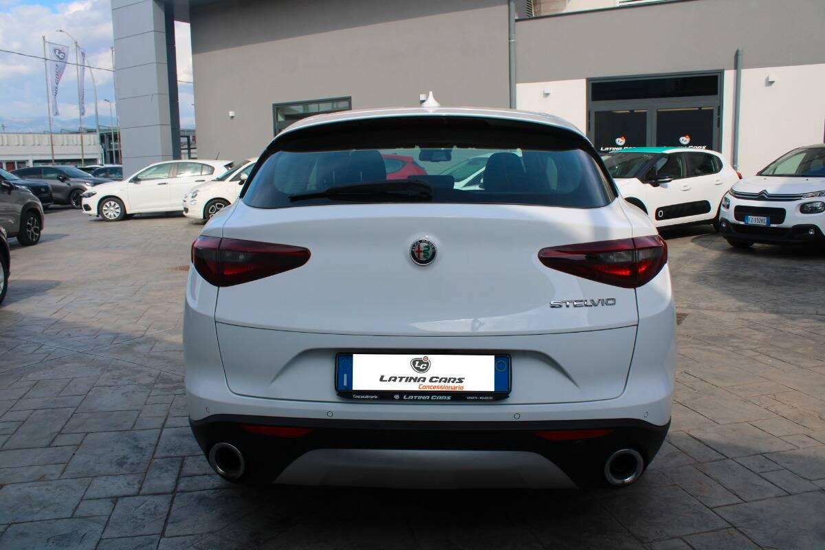Alfa Romeo Stelvio 2.2 t Business rwd 160cv auto CON NAVI E CARPLAY
