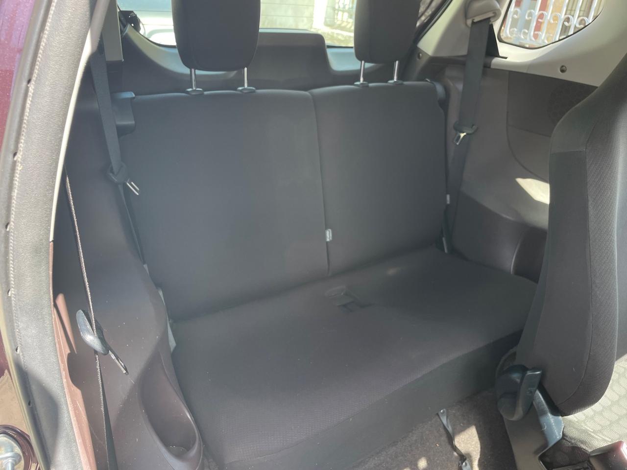Toyota iQ 1.0 Sol