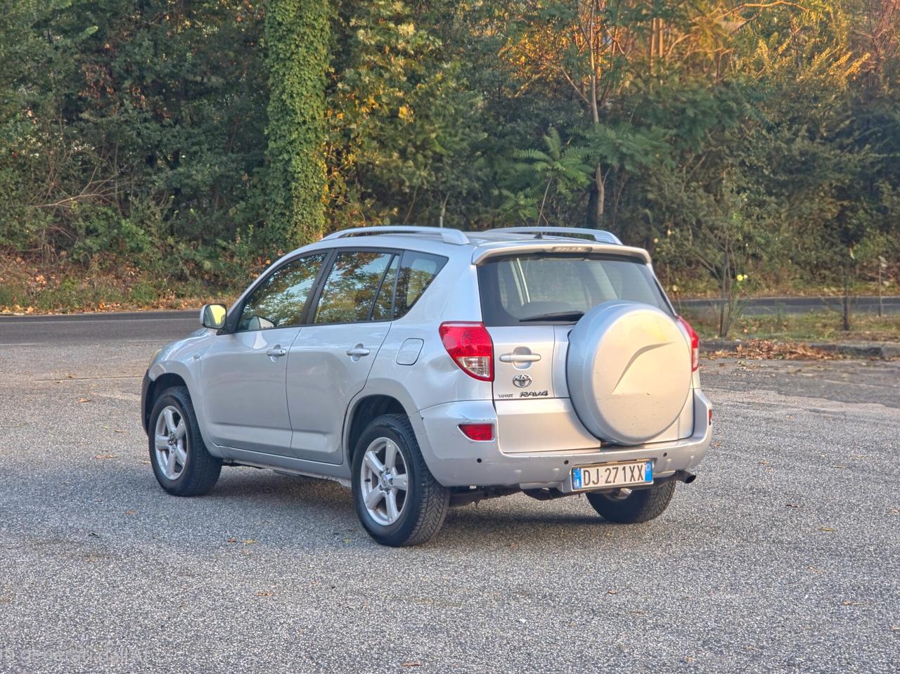 Toyota RAV 4 RAV4 2.0 Luxury CV-152 GPL Automatico E4 2007