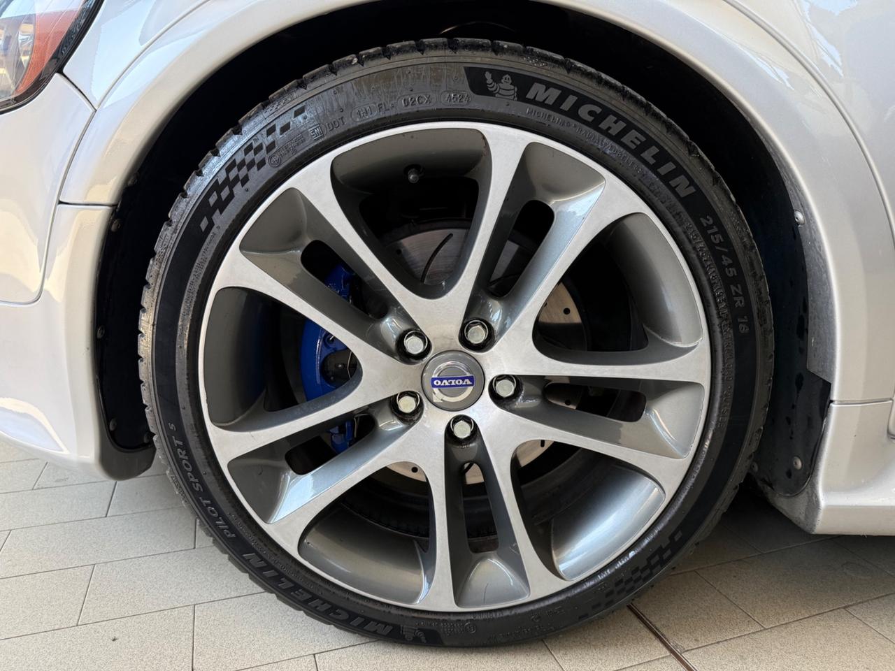 Volvo C30 T5 R design