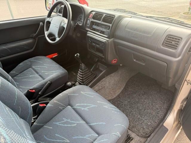 Suzuki Jimny 1.3i 16V 4WD JLX solo 64000km!