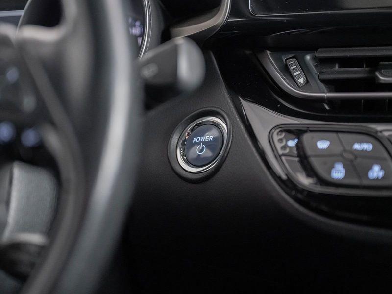 Toyota C-HR 1.8 Hybrid E-CVT Style