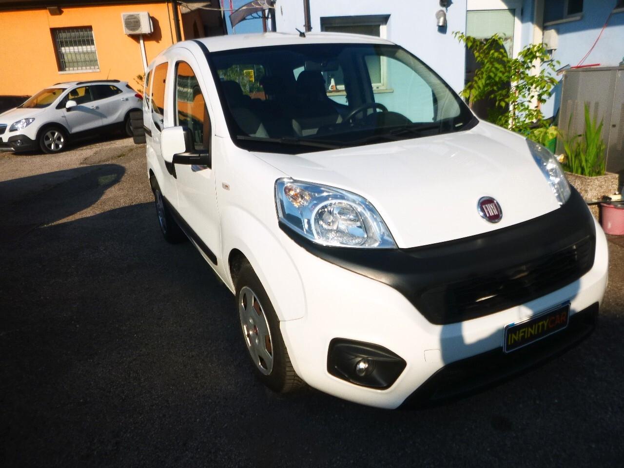Fiat Qubo 1.3 MJT 80 CV Lounge neopatentati