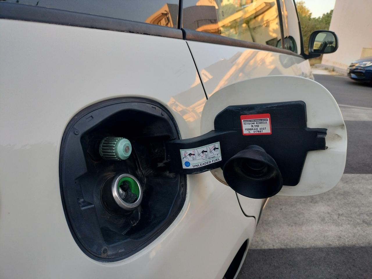 Fiat 500L 0.9 TwinAir Turbo Natural Power Lounge