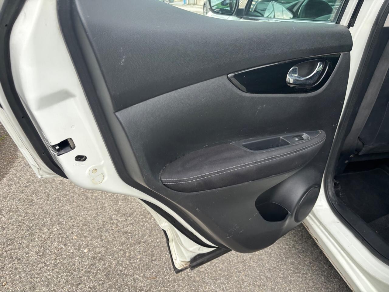Nissan Qashqai 1.2 DIG-T Acenta ok NEOPATENTATI