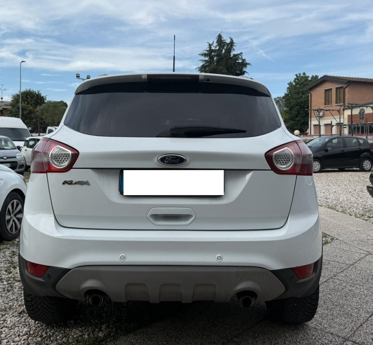 Ford Kuga Kuga+ 2.0 TDCi 140 CV 2WD DPF