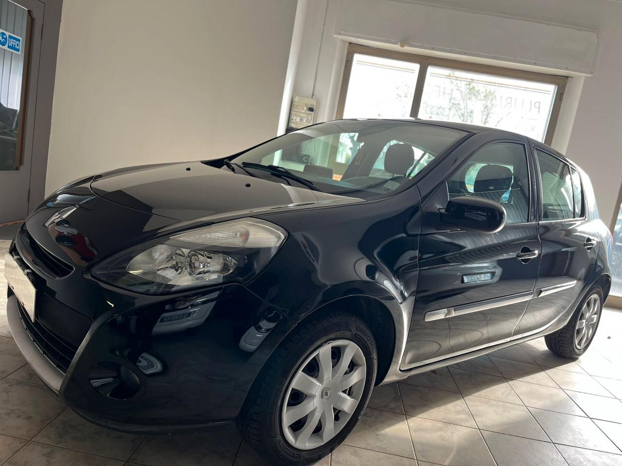 Renault Clio 1.2 16V 5 porte GPL Dynamique