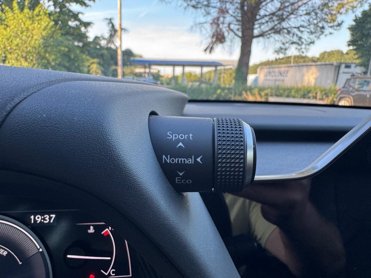 Lexus UX 250H 2.0 Hybrid 145Cv Design 2WD