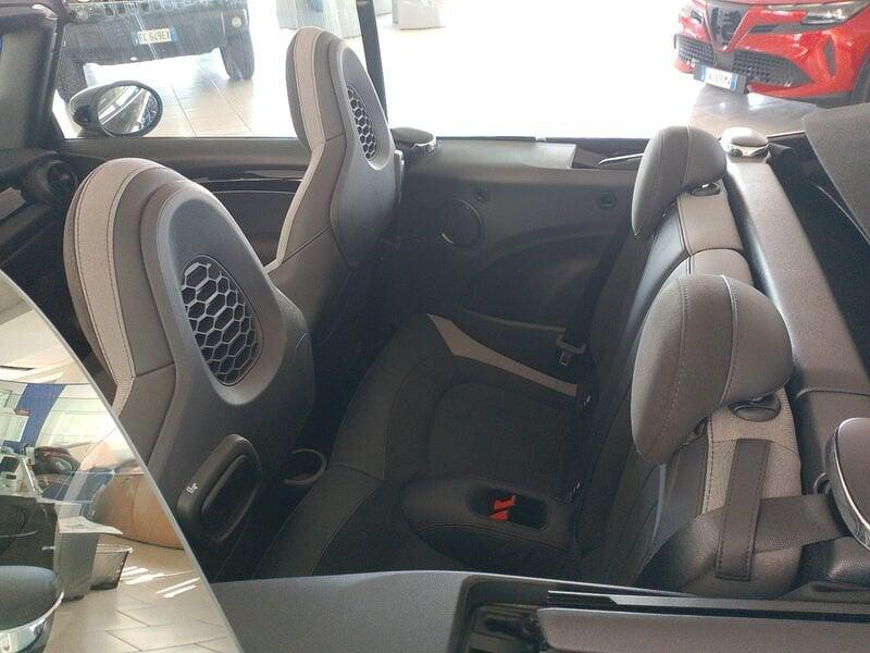 MINI Mini Cabrio (F57) Mini 2.0 John Cooper Works JCW Cabrio