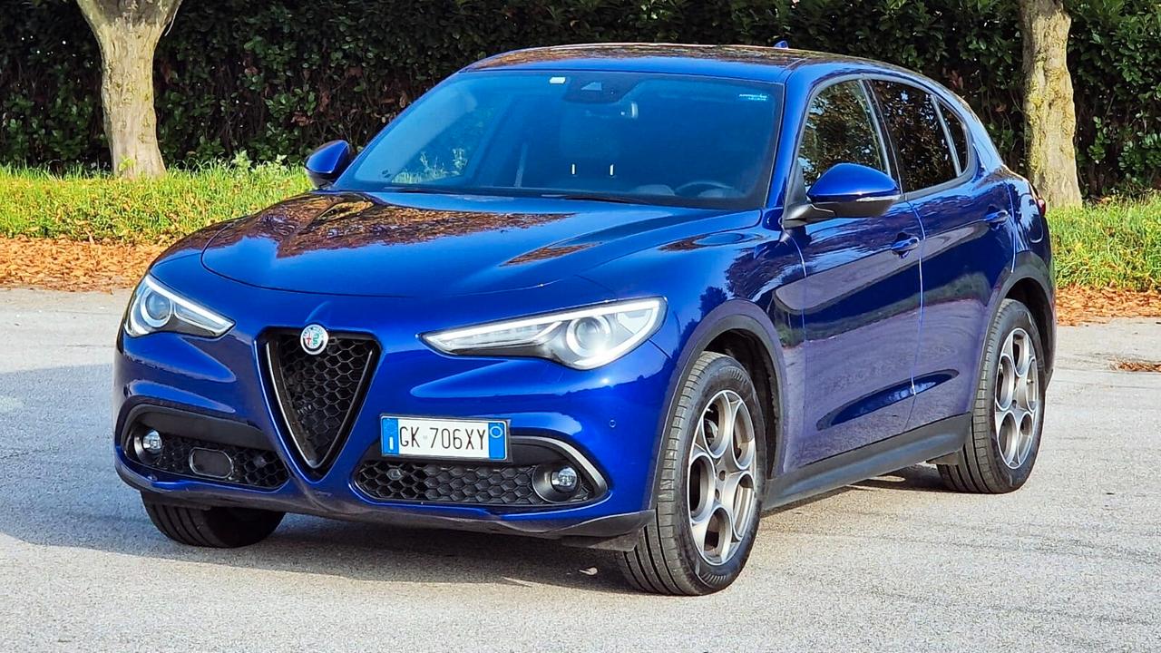 Alfa Romeo Stelvio 2.2 Turbodiesel 190 CV AT8 Q4 Sprint