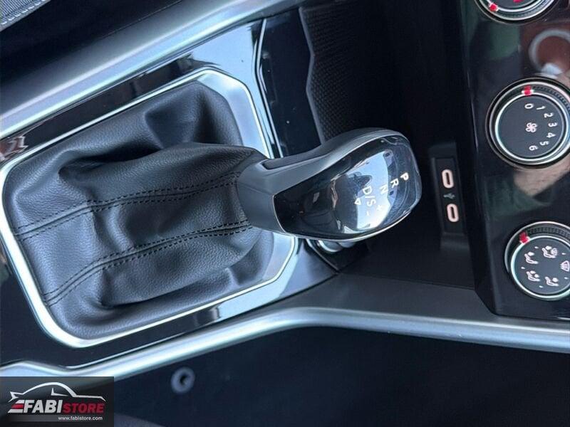 Volkswagen T-Roc 1.5 TSI 150 Cv Style DSG - LED, CarPlay, Cruise ecc