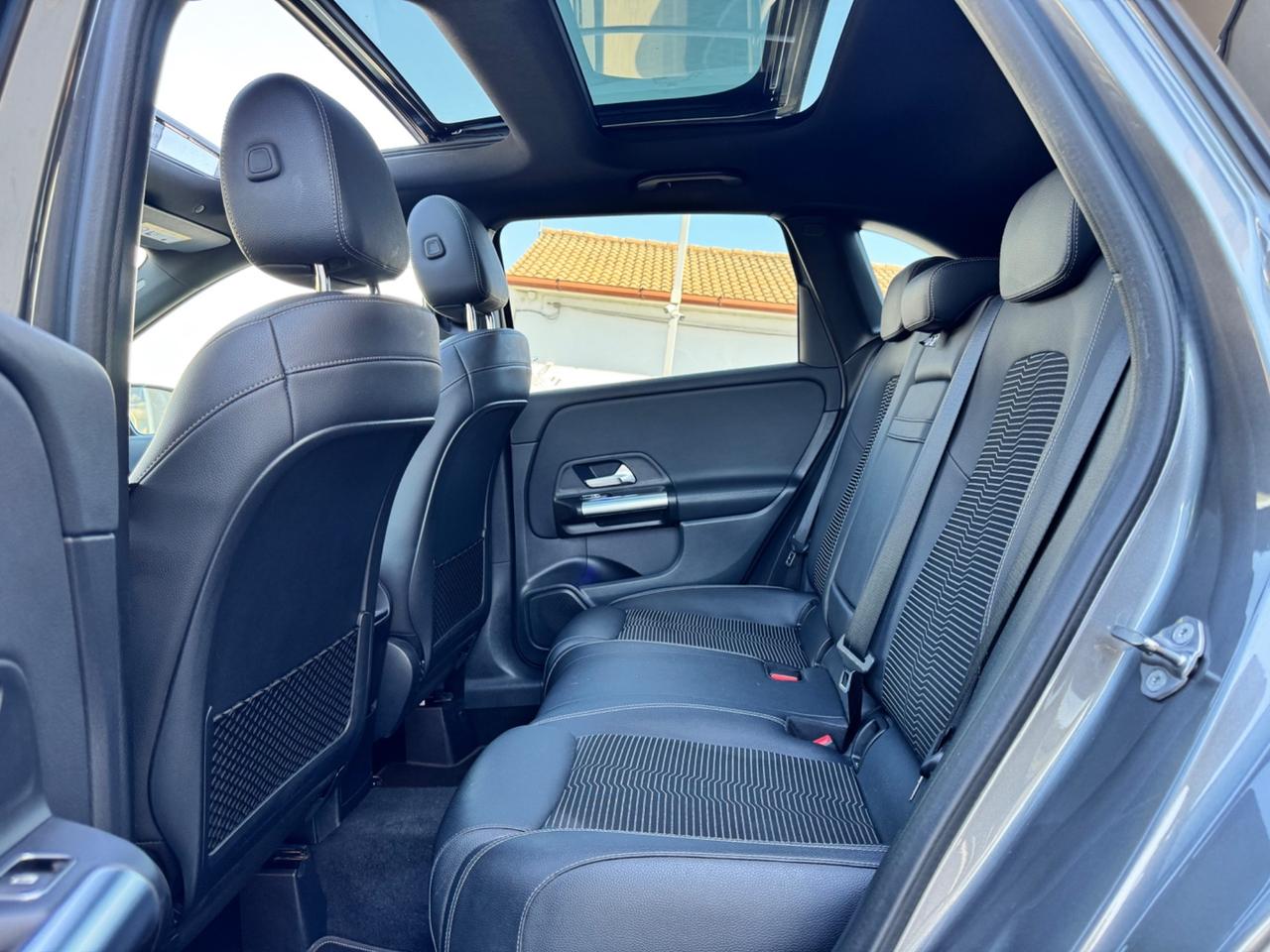 Mercedes-benz B 180 d Automatic Premium open edition