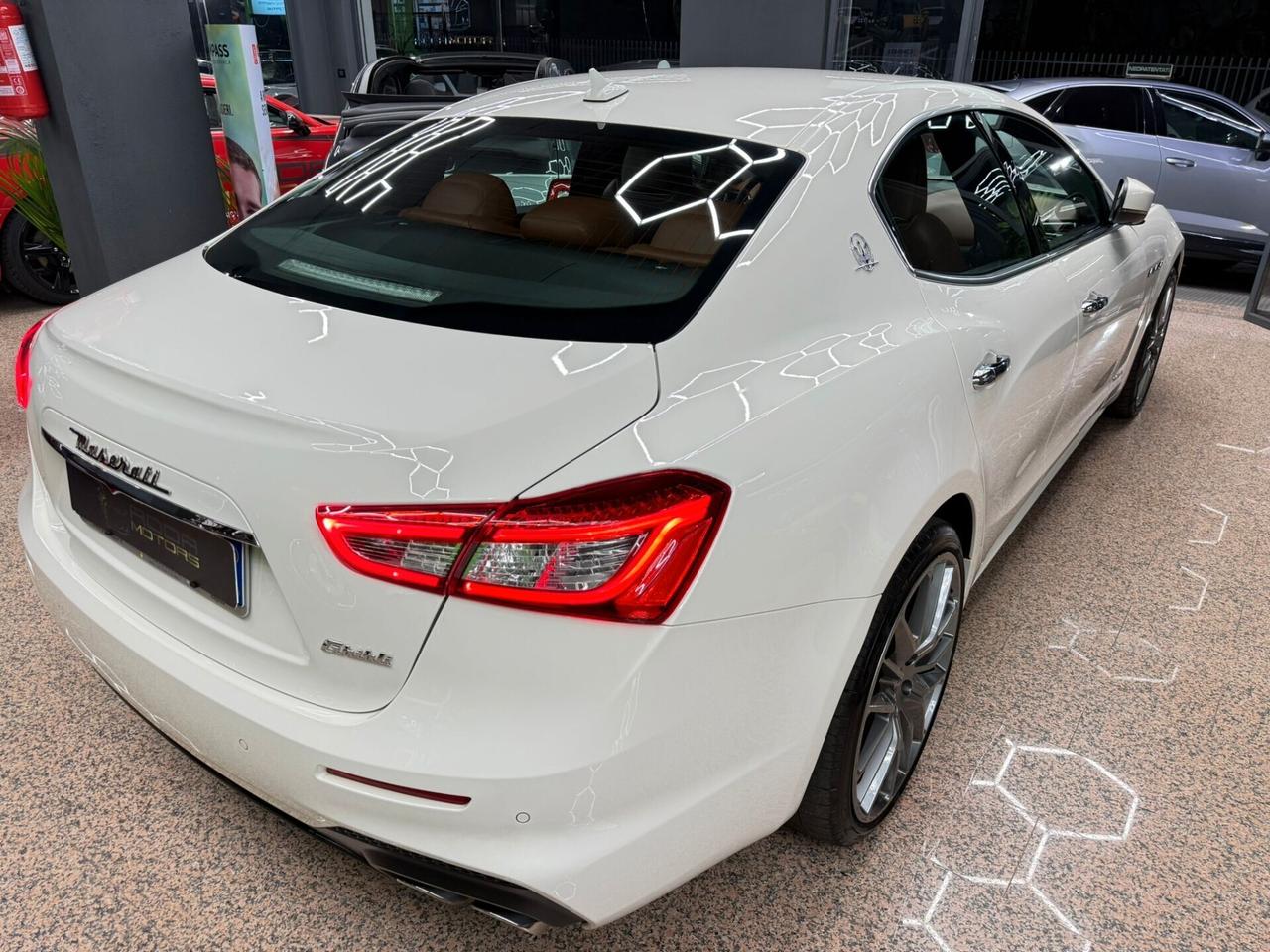 Maserati Ghibli V6 Diesel Gransport