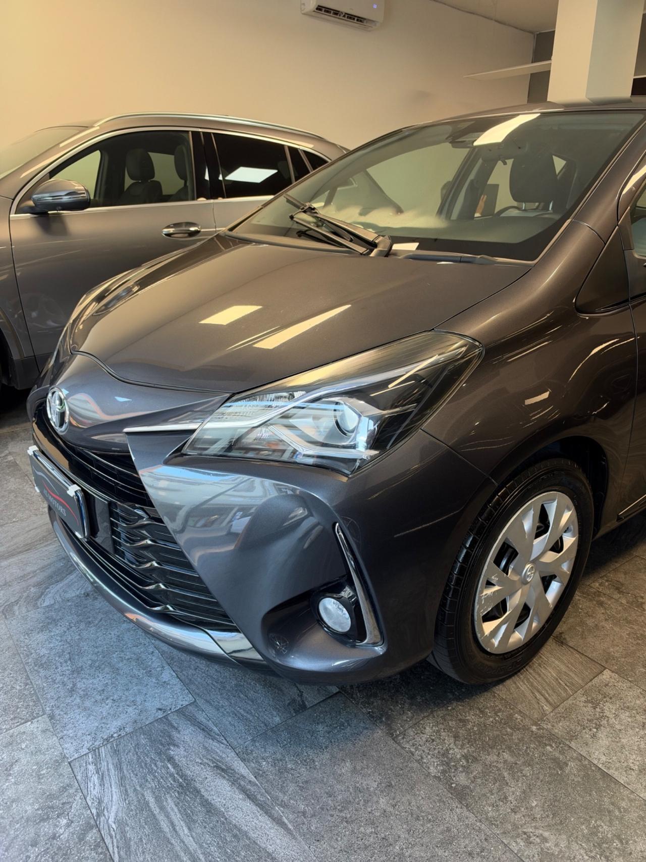 Toyota Yaris 1.0 72 CV 5 porte Lounge