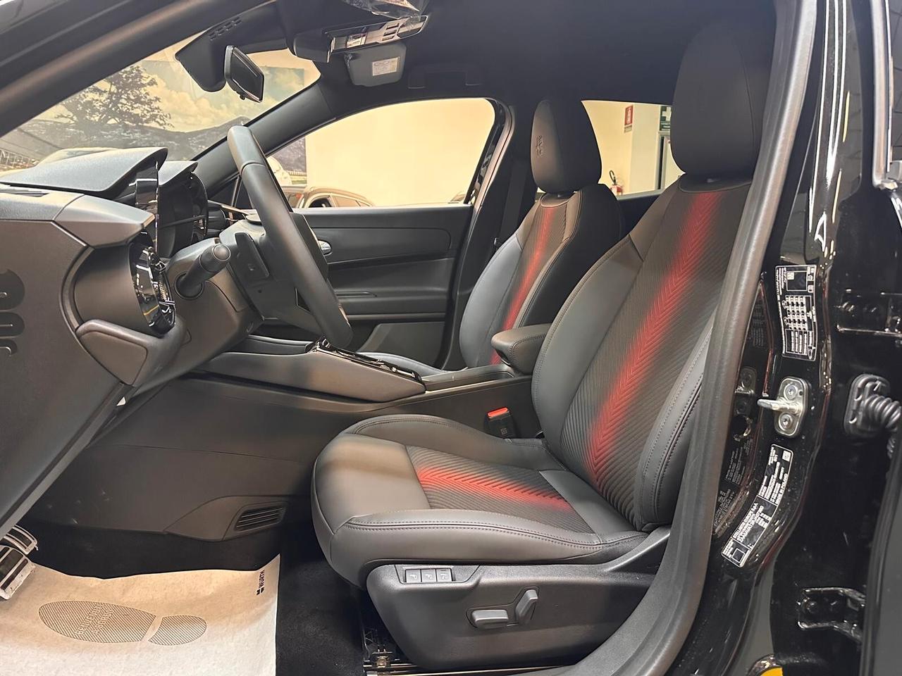 Alfa Romeo Junior 1.2 136 CV Hybrid eDCT6 Speciale