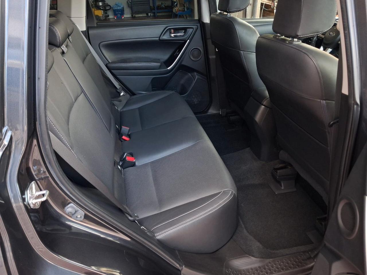 Subaru Forester 2.0d Sport Unlimited lineartronic my16