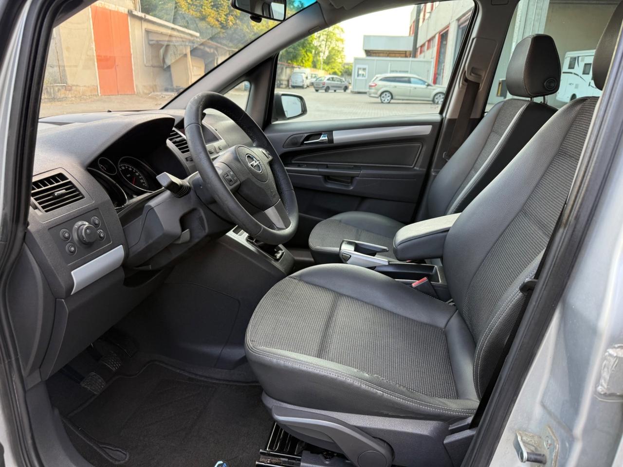 Opel Zafira 1.9 CDTI 120CV Enjoy