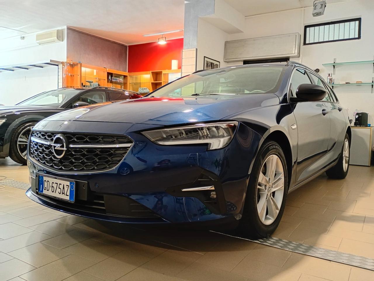 Opel Insignia 2.0 CDTI 174 CV S&S Sports Tourer Business Edition