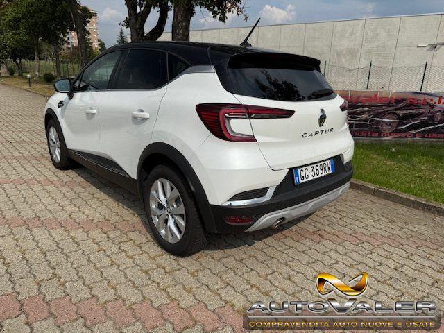 RENAULT Captur Mild Hybrid 140 CV INTENS Sport