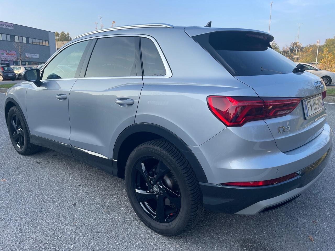 Audi Q3 35 TDI *Automatik*Navi*Cerchi*
