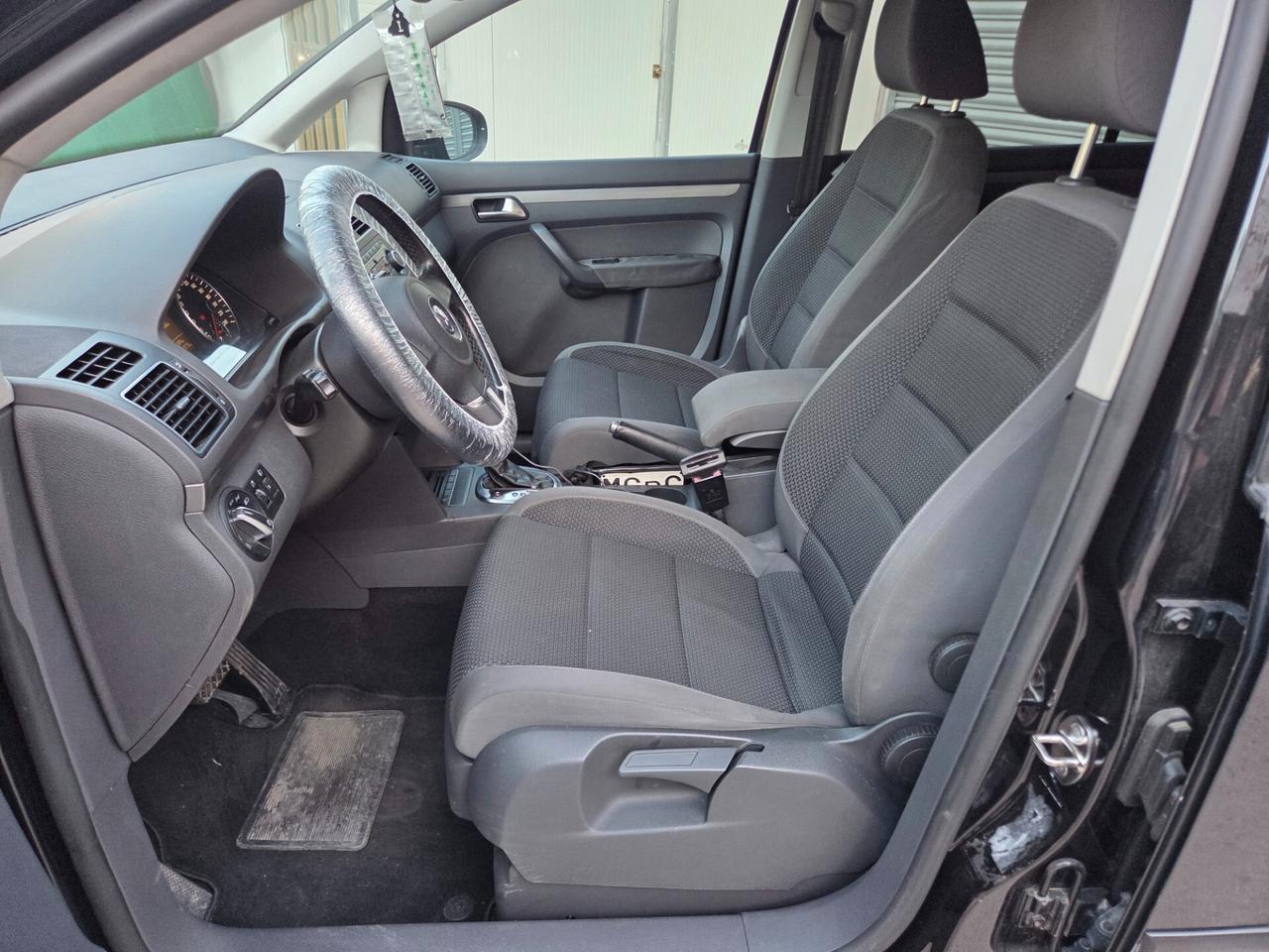 Volkswagen Touran 1.6 TDI 105cv DSG Highline