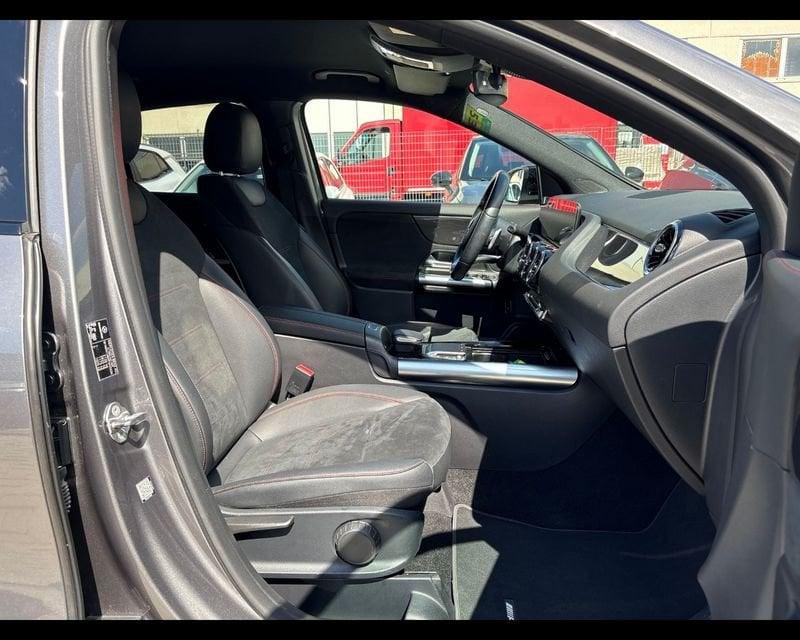 Mercedes-Benz GLA GLA 180 d Automatic Premium NIGHT-PACK