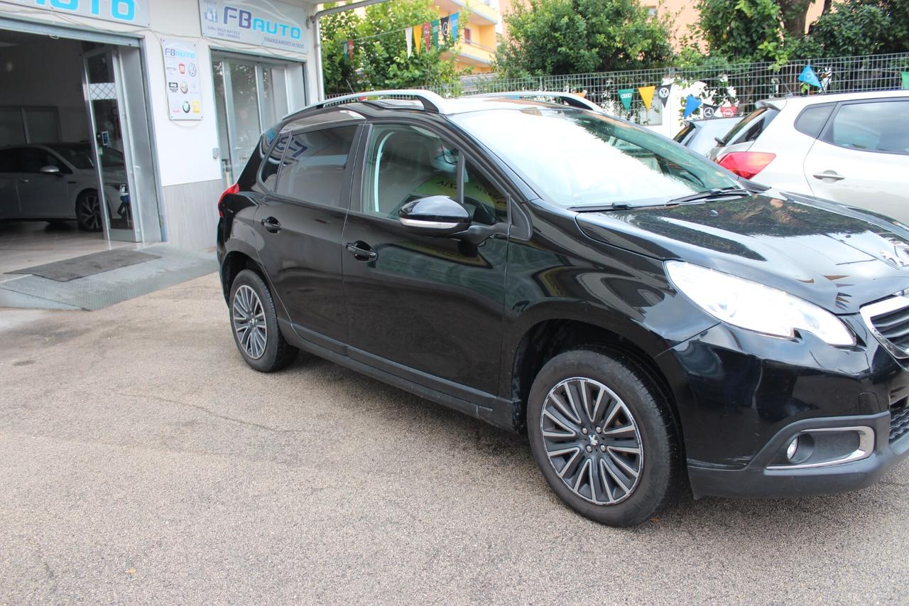 Peugeot 2008 PURE TECH 82 CV ALLURE
