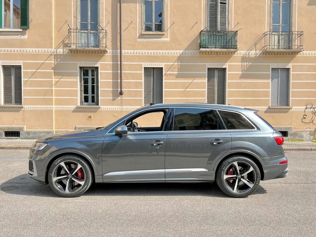 Audi SQ7 4.0 V8 Bi-Turbo TFSi 507cv aut. Tiptronic8 Quattro 7Posti Sport Attitude
