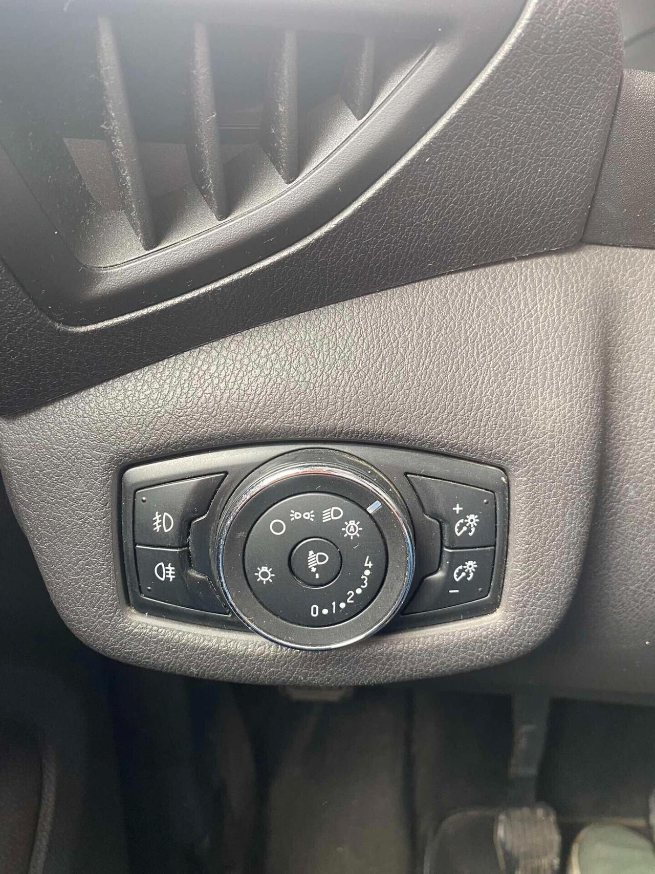 Ford Transit Connect 1.5 120cv Titanium Con Tetto Panoramico