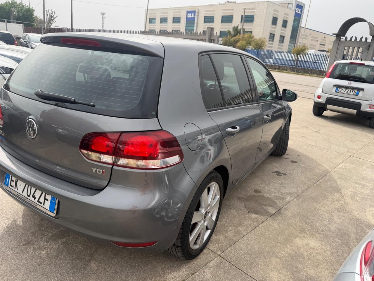 Volkswagen Golf 1.6 TDI DPF 5p. Highline