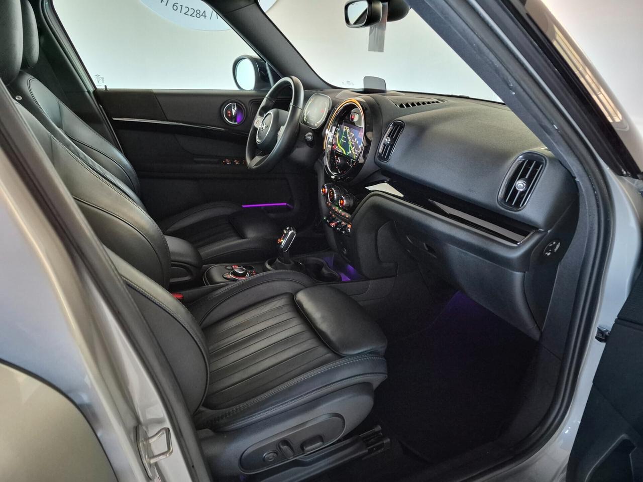 MINI Cooper Countryman PELLE TETTO APRIBILE PANORAMICO LED NAVI APPLE CAR PLAY RETROCAM.