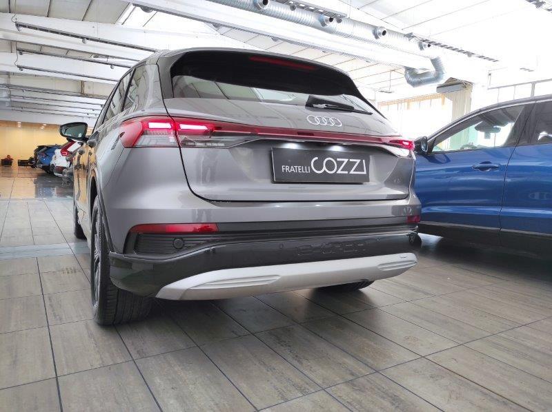 AUDI Q4 e-tron - Q4 40 e-tron Business Advanced