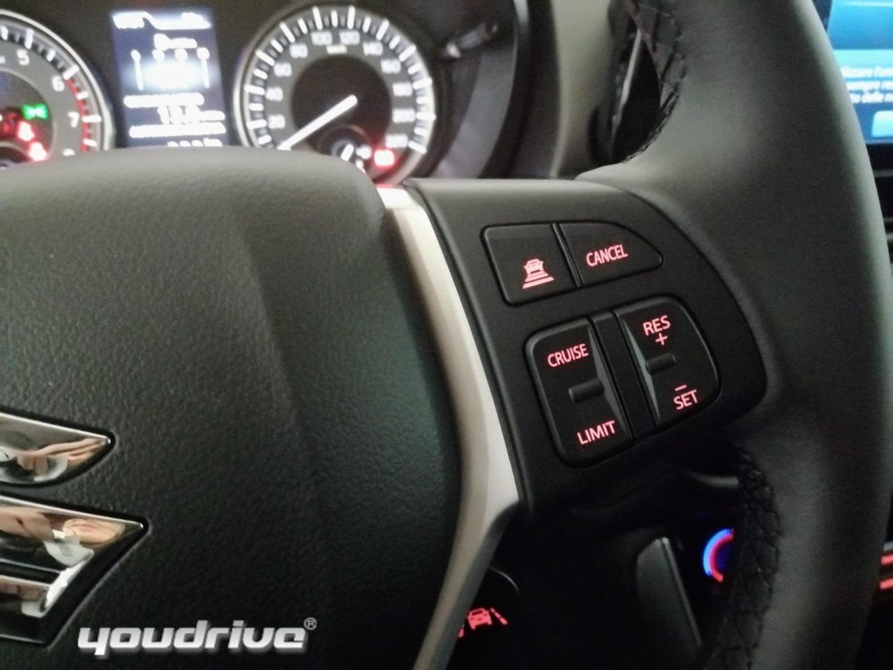 Suzuki S-Cross 1.4 Hybrid Top