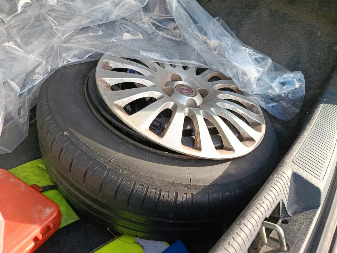 Fiat Punto 1.4 8v 77cv GPL Rinnovato-2011