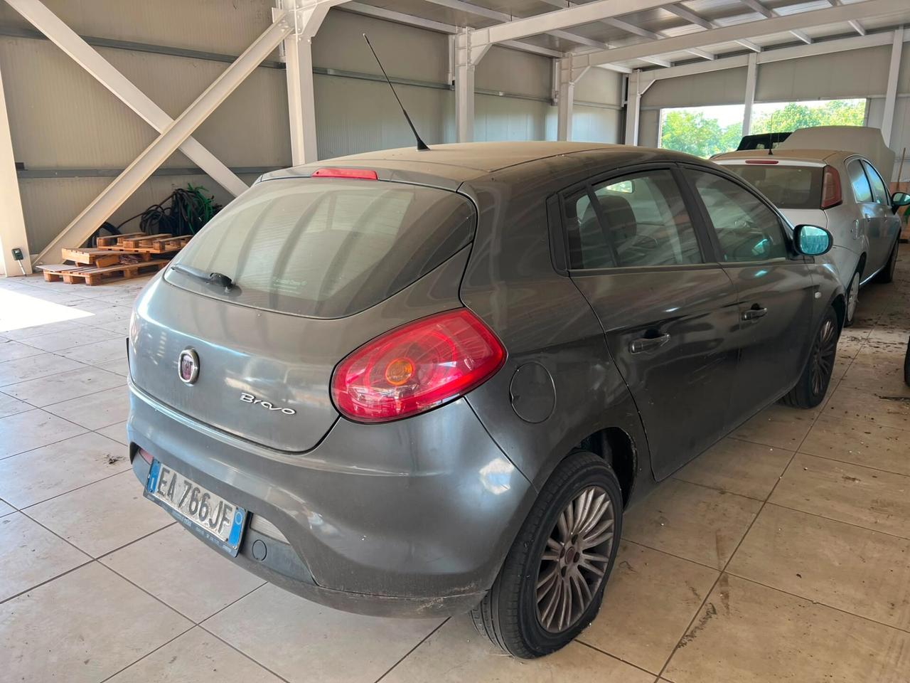 Fiat Bravo 1.6 MJT 120 CV DPF Dynamic-Motore cambio eccellente-chilometri reali -leggere descrizione sotto