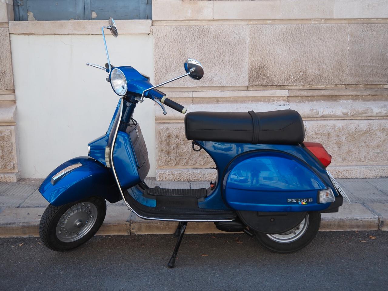 Piaggio Vespa PX 150 E
