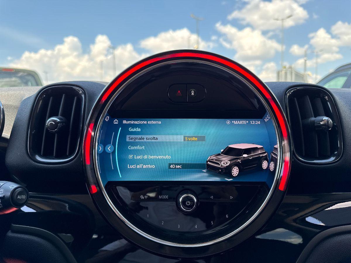 MINI - Countryman Mini 2.0 Cooper D auto#FARI FULL LED!