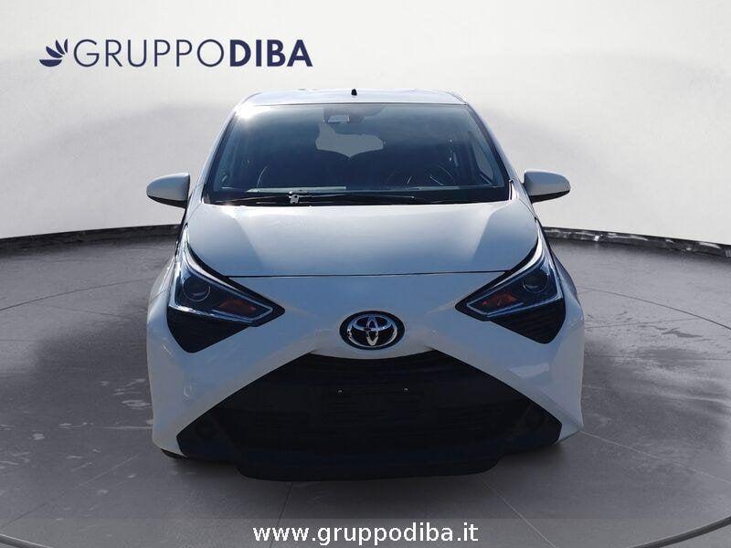 Toyota Aygo II 2018 5p 5p 1.0 x-business 72cv