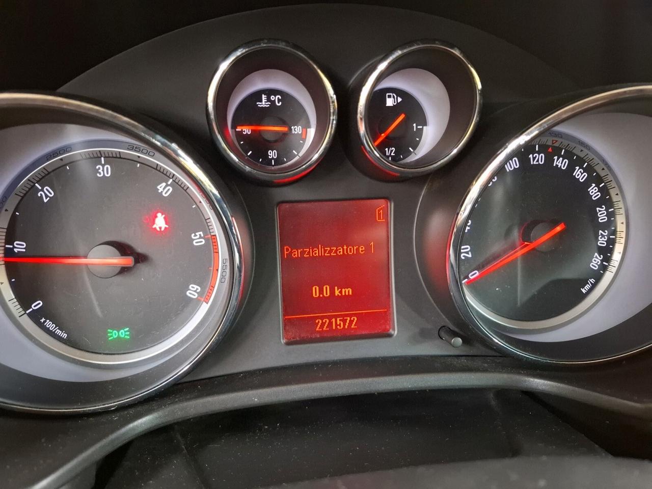 Opel Insignia 2.0 CDTI 160CV 4 porte Cosmo