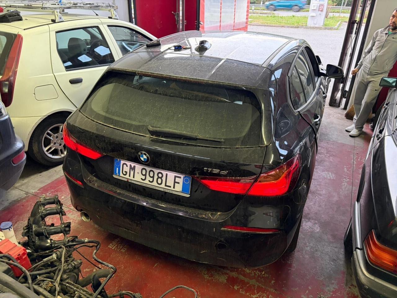 Bmw 116 116d 5p. Business Advantage